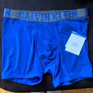 Calvin Klein Men’s Medium Boxer Brief Underwear